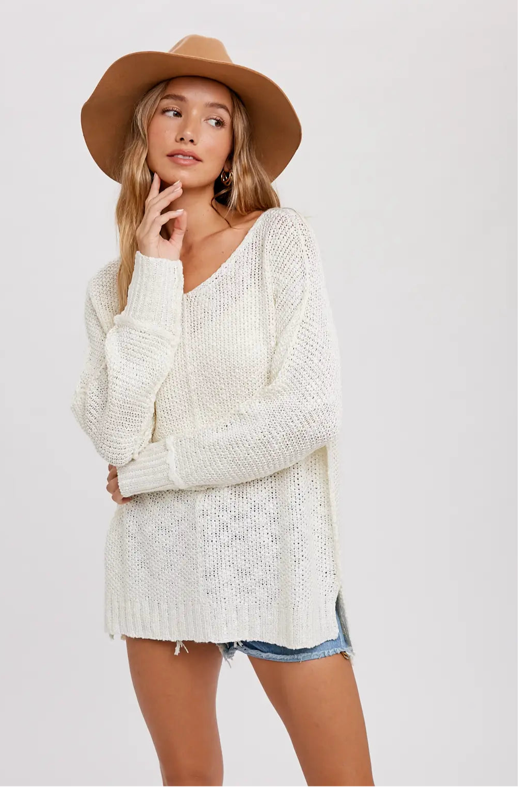 Lightweight Knit Sweater (Cream)