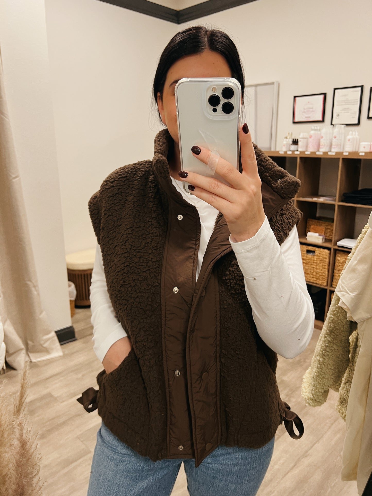 Button Down Sherpa Vest - Cocoa