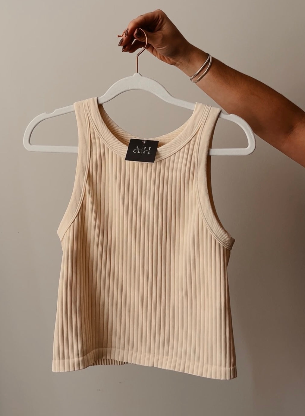 Wide Ribbed Tank
