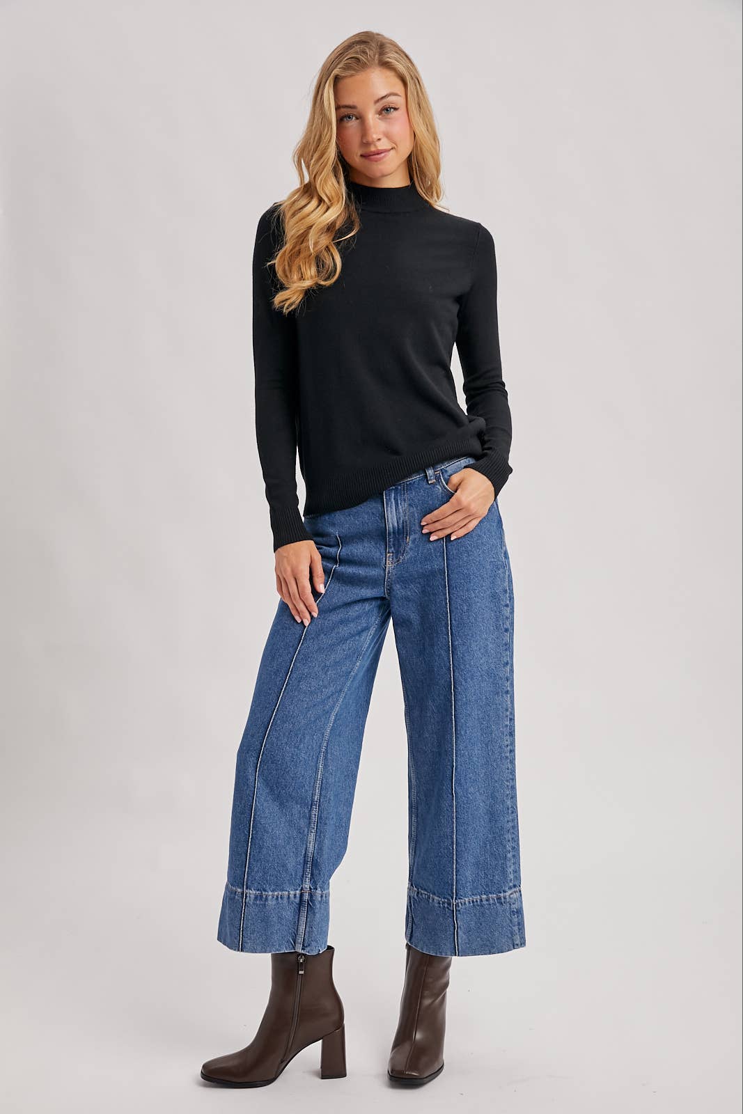 Noel Knit Long Sleeve (Black)