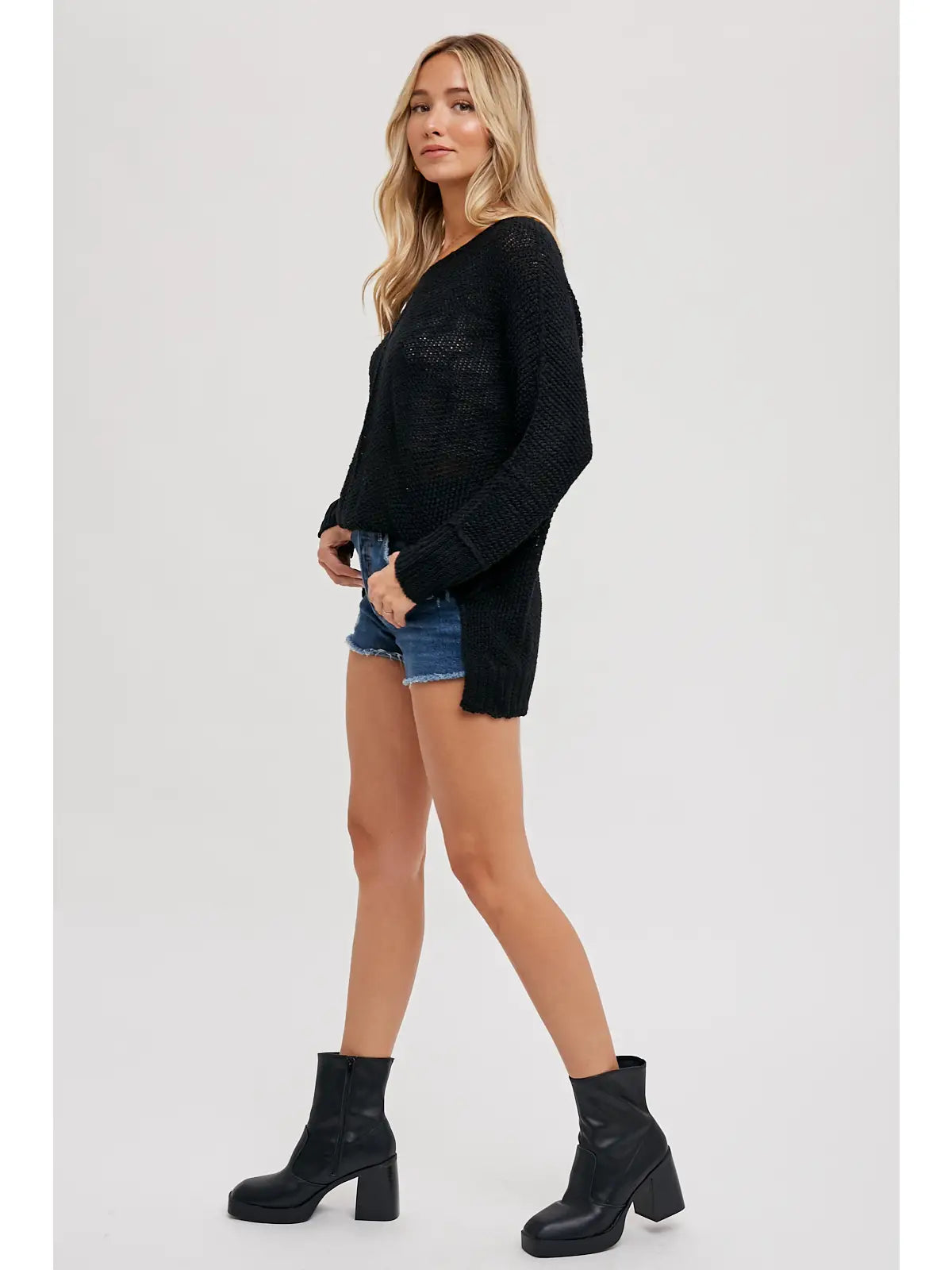 Lightweight Knit Sweater (Black)