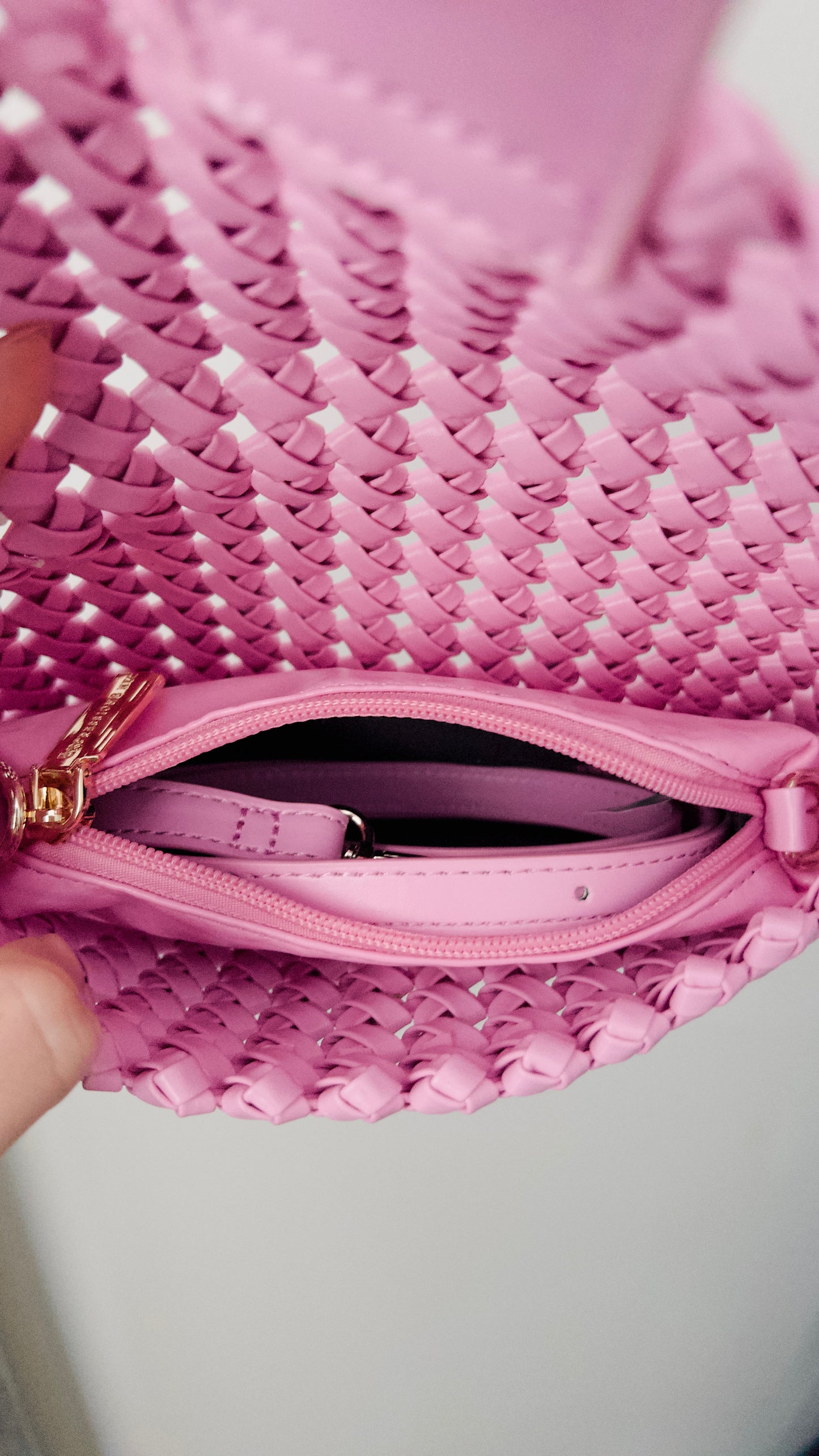 Woven Shoulder Bag