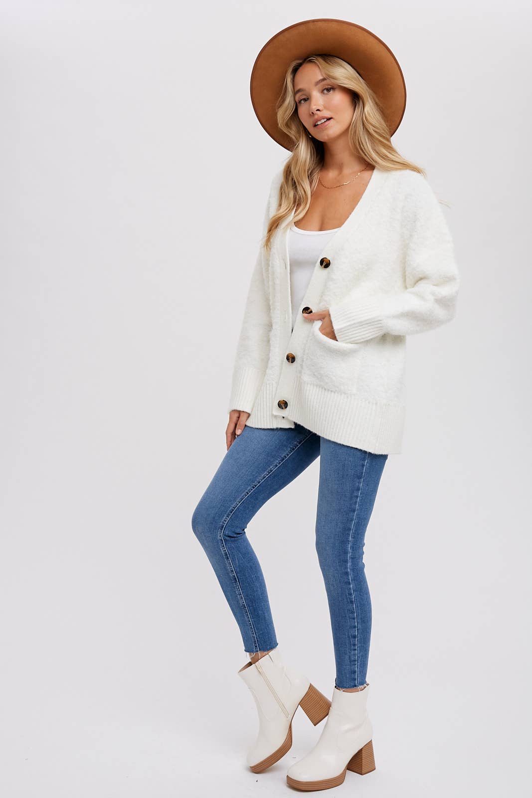 Button Boucle Cardigan